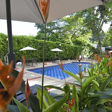 Yuluka Hostel 아풀로 외부 사진
